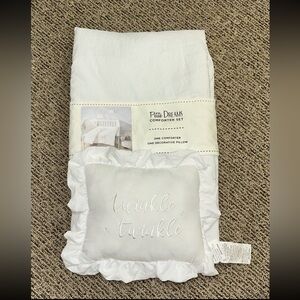 Petite dreams crib comforter set